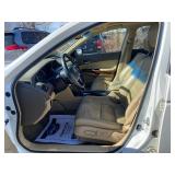 2009 HONDA ACCORD EX-L V6 *No Accidents* (NO RESERVE)