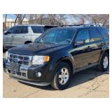 2011 FORD ESCAPE LIMITED *2 Owner | No Accidents | All Wheel Drive* (NO RESERVE)