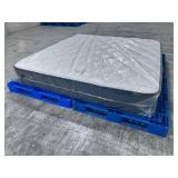 Sealy Posturepedic Plus Ultra Firm King Mattress - MRSP$ 1,899.99 - No Reserve!