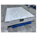 Serta SmartREACT "Sunview" Firm Queen Mattress - MSRP $1,199.00 - No Reserve!