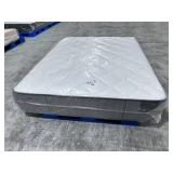 Stearns & Foster Estate "Garrick" Luxury Firm Queen Mattress - MSRP $1,999.00 - No Reserve!