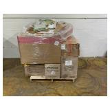 PALLET OF WHOLESALE FALL GOODS