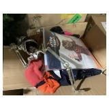 PALLET OF HALLOWEEN MERCHANDISE