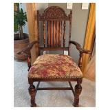 DR - Antique Jacobean-Style Antique Dining Table with Six Chairs