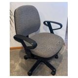 LL -  Adjustable Office Chair