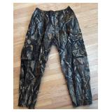 MR - Field & Stream Camouflage Pants - Large