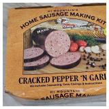 Hi Mountain Home  Sausage Kit Pepper/Garlic