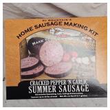 Hi Mountain Home  Sausage Kit Pepper/Garlic