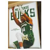 Sports Poster - Giannis Antetokounmpo 22"x34"