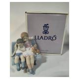 Lladro "Surrounded by Love" #6446 *With Original Box*