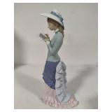 Lladro "Lady Reading" Porcelain Figurine (#5000) *In Box*