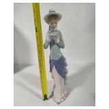 Lladro "Lady Reading" Porcelain Figurine (#5000) *In Box*