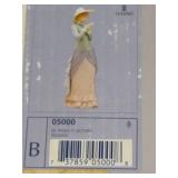 Lladro "Lady Reading" Porcelain Figurine (#5000) *In Box*