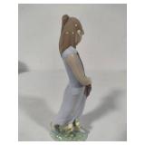 Lladro "Tulip Garden" Porcelain Figurine (#7712) *In Box*