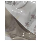 Lladro "Embroiderer" Porcelain Figurine (#4865)