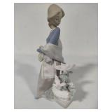 Lladro "In the Garden" Porcelain Figurine (#5416)