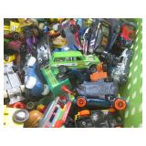 (EW4) Bin of Assorted Hot Wheels an...