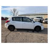 2009 Nissan Versa only 110,840 miles!