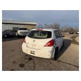 2009 Nissan Versa only 110,840 miles!