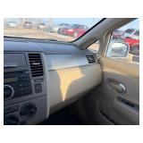 2009 Nissan Versa only 110,840 miles!