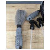 Philisn Car Wash Shampoo and Accessories Kit - Brand New