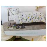 Pillowfort Dinosaur Quilt - Full/Queen - 88 in x 88 in - Brand New