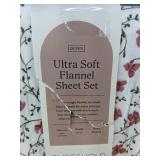 Threshold Ultra Soft Flannel Sheet Set Queen - Flowered Print - Brand New