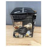 OVENTE White Electric Kettle 1.7L 1100W - Brand New *T