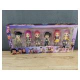 6 Demon Hunters Figures - Brand New *A