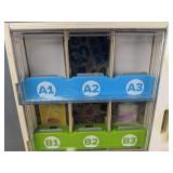 Melissa & Doug Snacks to Go Vending Machine Play Set - New *T