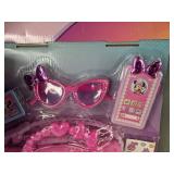 Disney Minnie Mouse Bag Set and Minnie Mouse Doll - Brand New *T