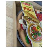 Melissa & Doug Pizza Play Set - New *T