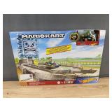 Hot Wheels Mario Kart Thwomp Set - Luigi Die-Cast Figure Included - Brand New