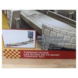 Hot Wheels Mario Kart Thwomp Set - Luigi Die-Cast Figure Included - Brand New