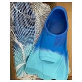 41 - Kids Swim Fins Blue Gradient Full-Foot - US 5 - New - Made in China