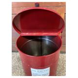 6 Gal Oil Rag Can and 30 Rolls of Scotts Shop Towels