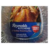 3 Turkey roasting pans and an oven ...