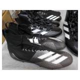 4 New Adidas Football Cletes - vari...