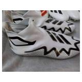 5 New Adidas Football Cletes - vari...