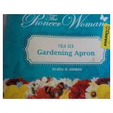 The Pioneer Woman Apron and Command...