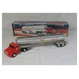 Vintage ERTL Texaco Tanker Truck – Kenworth Cab with Silver Trailer and Original Box