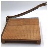 Vintage Ingento No. 4 Paper Cutter / Board Trimmer – Wooden Base with Instructions