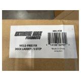 EXTREME MAX DOCK LADDER