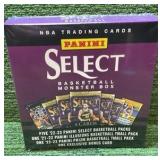 Panini Select Basketball Box 2022–23 , 2021–22, Seven packs with one bonus exclusive card-NEW sealed