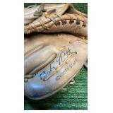 Spalding Babe Ruth Baseball Glove for a Left Handed