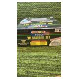 1993 Toys “R” Us Baseball set featuring 100 Young Stars, Rookies and Future Stars