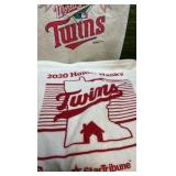 Minnesota Twins Lot of Two Thick Towel Homer Hanky, and one 1987 World Series Champions fabric Poster