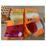 LOT OF 10 Scrub Daddy Scrubbers