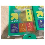 LOT OF 8 Reusable Bags