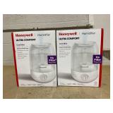 LOT OF 2 Honeywell Ultra Comfort Cool Mist Humidifier - White, HUL545W